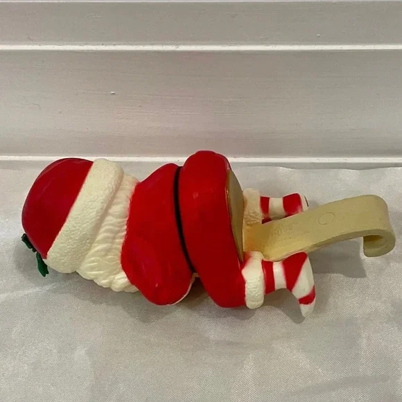 Vintage Russ Christmas Stocking Hanger Santa Claus with Striped Socks Joy - Picture 8 of 15